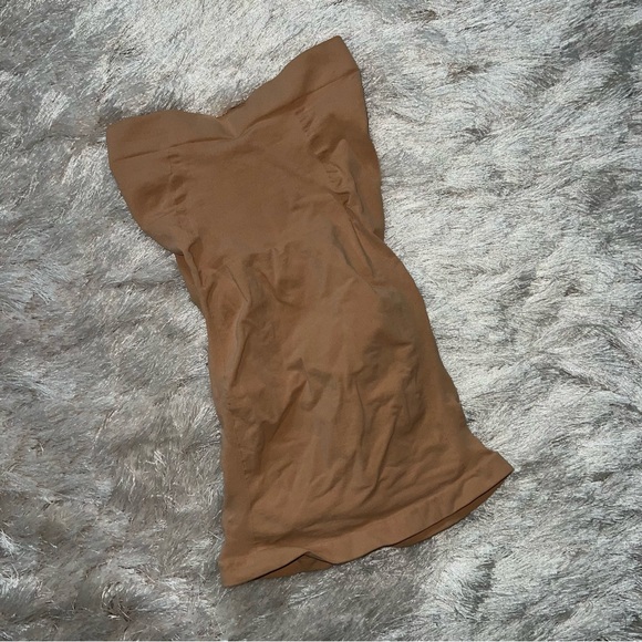 Skims Long Skirt Slip - Picture 2 of 5